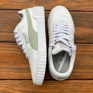 Puma white leather sneakers - size US10